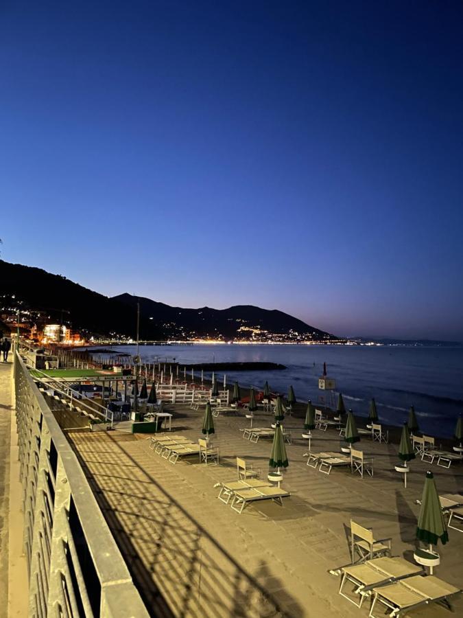Hotel Del Golfo Laigueglia Εξωτερικό φωτογραφία